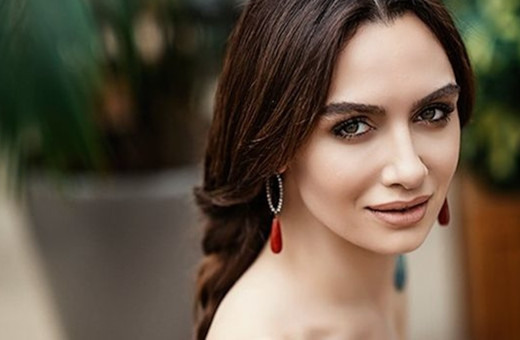 Birce Akalay'a bir şok daha! Uyuşturucudan sonra ehliyetini de kaptırdı