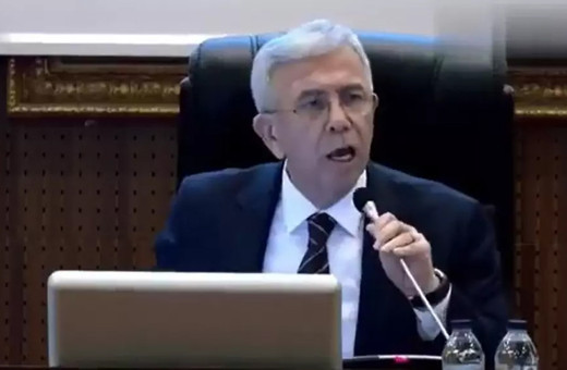 "Bağırma lan ne bağırıyorsun" Mansur Yavaş toplantıda küplere bindi!