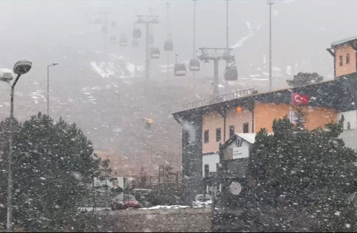 Erciyes'te yoğun kar! Manzara büyüleyecek