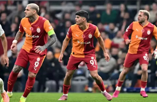 Galatasaray’da kırmızı kart gören genç isme taraftardan destek