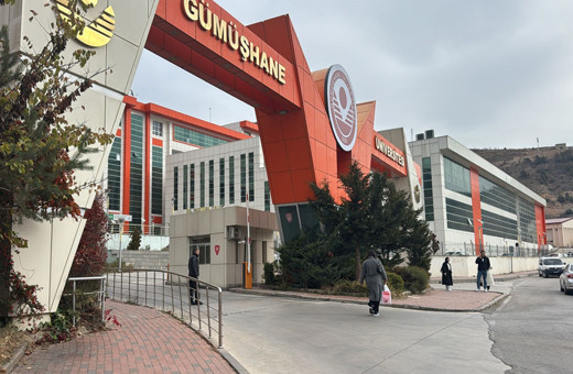 Gümüşhane Üniversitesinde bir personel mesai arkadaşını silahla rehin aldı