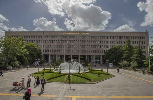 Ankara Adliyesi önünde çıkan bıçaklı kavgada 5 kişi yaralandı