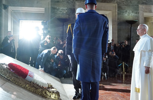 Dünya bu ziyareti konuşuyor 11 yıl sonra tarihi anlar! Papa 14. Leo, Türkiye’de