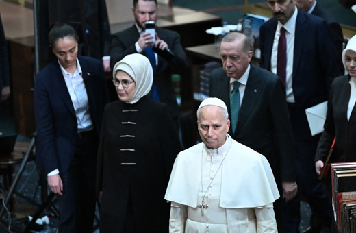 Cumhurbaşkanı Erdoğan, Vatikan Devlet Başkanı Papa 14. Leo'yu resmi törenle karşıladı