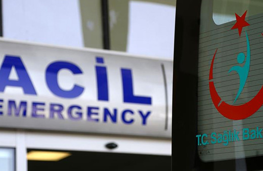 Bıçaklı kavgada 15 yaşındaki çocuk öldü