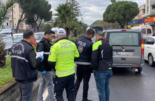 Aydın'da aracın çarptığı yaşlı adam öldü! Kaza anı kamerada