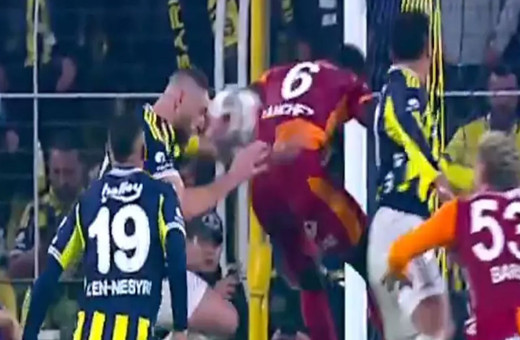 Kadıköy'de VAR devrede! Gol iptal edildi