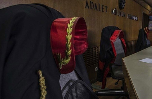 Hakim baba Cumhuriyet savcısı kızını dövdü