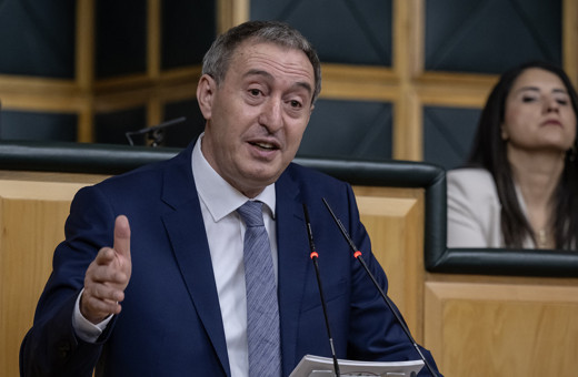 Tuncer Bakırhan'dan Özgür Özel'e tepki: Hepiniz borçlu çıkarsınız