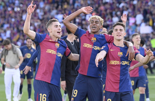 LaLiga'da lider Barcelona ikinci yarı Atletico Madrid'i teslim aldı