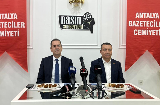 Antalyaspor Başkanı Perçin, "Basın Sohbetleri"nde önemli açıklamalarda bulundu