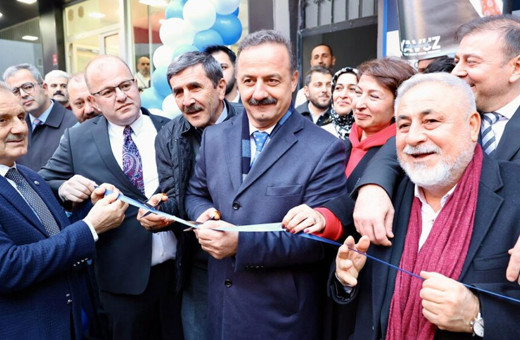 Anahtar Parti Genel Başkanı Ağıralioğlu, Trabzon'da ziyaretlerde bulundu