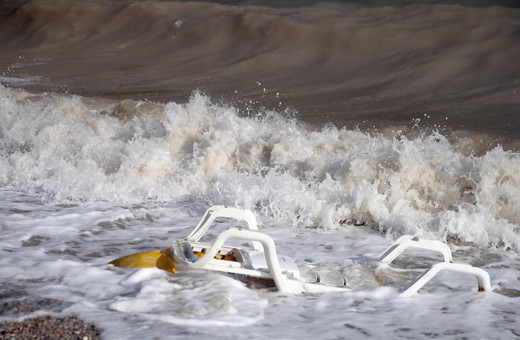 Muğla'da sağanak ve fırtına! Tekne alabora oldu ev ve işyerlerini su bastı