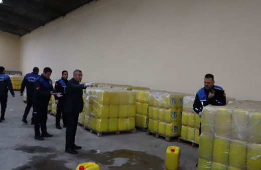 Ayçiçeği yağına bakın ne katmışlar! 3 bin bidondan fazla meğer firma da...