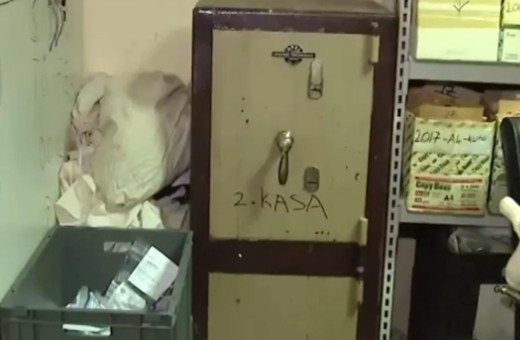 Tüm Türkiye bunu konuşuyor! Soyup soğana çevrilen adli emanet deposu ilk kez görüntülendi