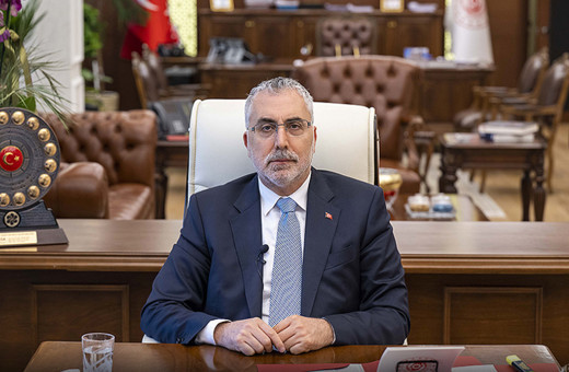 Asgari Ücret Tespit Komisyonu'ndan ilk toplantı! TÜRK-İŞ katılmadı Bakan Vedat Işıkhan'a dosya sundu