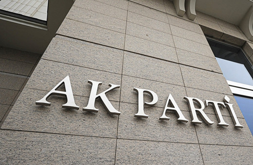 AK Parti'de 108 başkan değişti