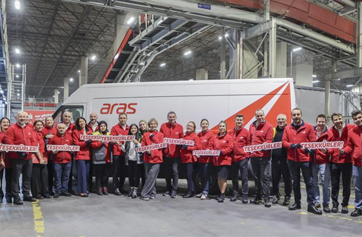 Aras Kargo yönetimi saha ekipleriyle bir araya geldi
