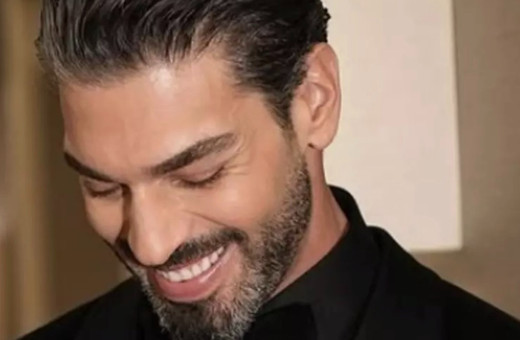 Oyuncu Şükrü Özyıldız kaslarını paylaştı! Takipçileri kayıtsız kalamadı...