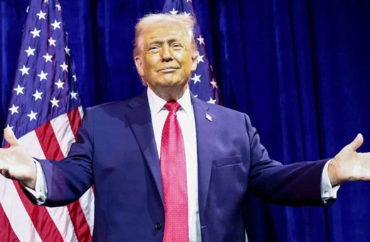 Trump Maduro’yu eleştirdi, dansını taklit etti