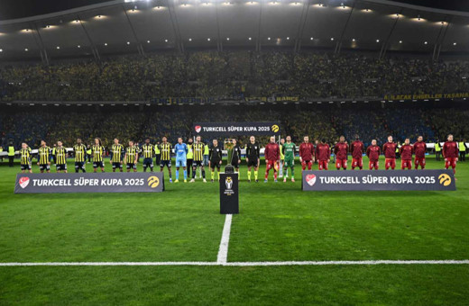 Galatasaray'da seremoniye katılmamanın faturası ağır oldu!