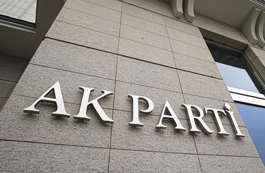 AK Parti'den Türk hava sahasına yönelen mühimmatın etkisiz hale getirilmesine ilişkin açıklama