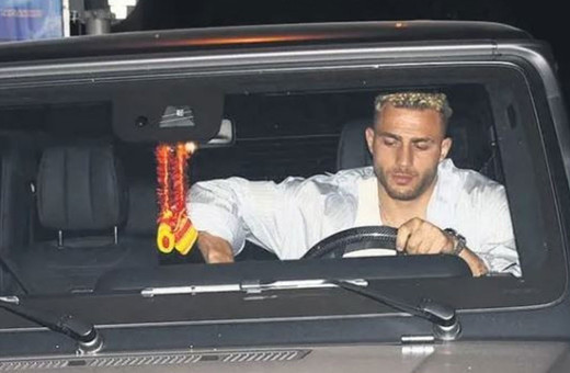 Galatasaraylı oyuncuların arabaları ortaya çıktı