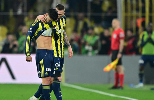 Fenerbahçe'de sakatlık şoku! Oyuna devam edemedi