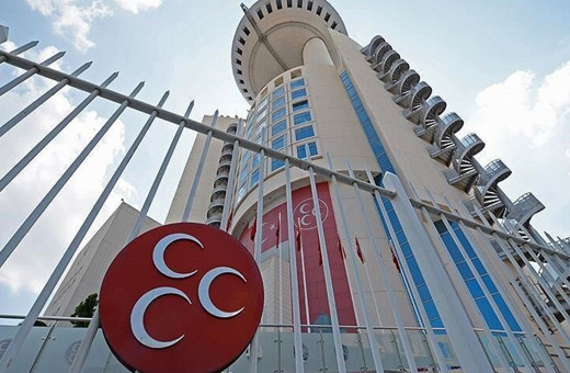 Semih Yalçın duyurdu! MHP'de bir il teşkilatı daha feshedildi