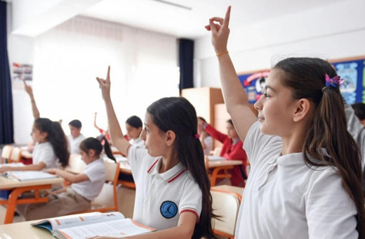 Yaz tatili sürüyor! Okullar ne zaman açılacak, MEB 2026-2027 takvimi belli oldu
