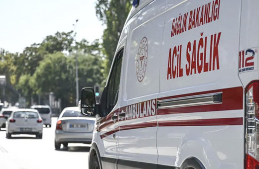 İki motosikletin karıştığı kaza! Karı koca öldü, 3 yaşındaki çocuk yaralandı