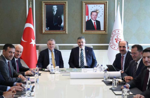 Bakan Bak, İçişleri Bakanı Çiftçi ile bir araya geldi