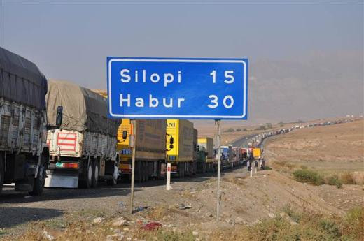 Habur'da kuyruk aldı başını gitti - Resim: 4