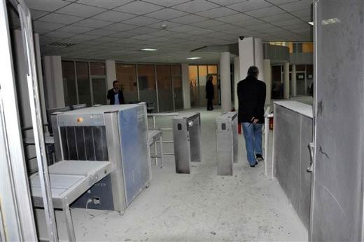 Hakkari'de üniversiteye saldırı - Resim: 3