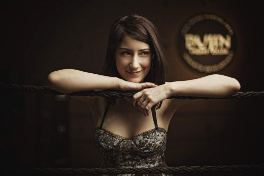 Bizim Hikaye dizisinin başrolü Hazal Kaya meğer vurup kafayı uyumuş - Resim: 3