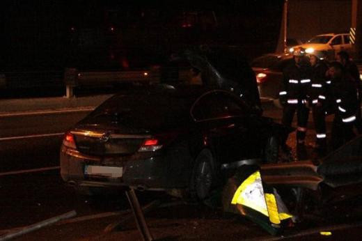 Kadir Topbaş'ın konvoyunda kaza - Resim: 1