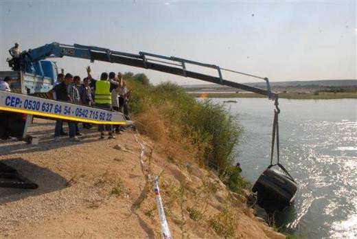 1 kişiyi ararken 8 ceset buldular - Resim: 3