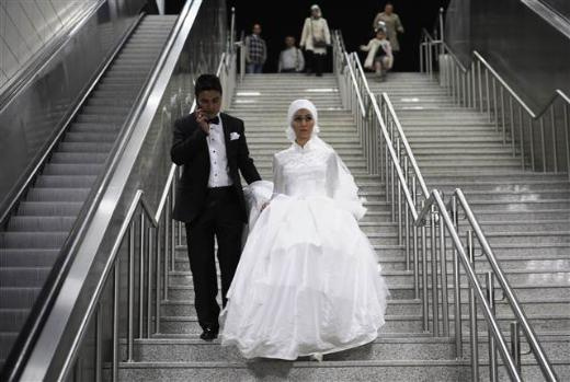Gelin Marmaray'a binmiş... - Resim: 2