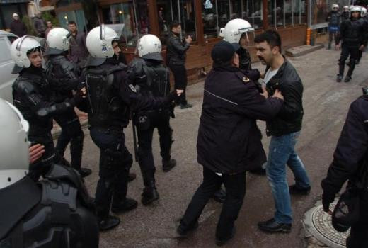 İzmit'te Nevruz gerginliği - Resim: 2