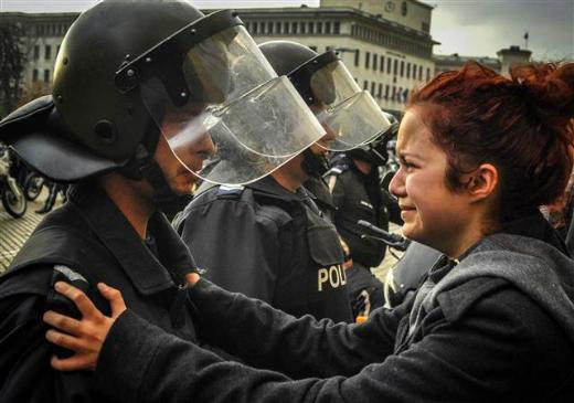 Hükümet karşıtı gösteriler sürüyor - Resim: 2