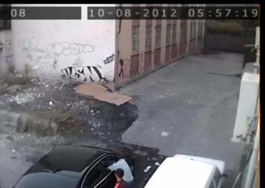 BDP'li Tuğluk'un aracını böyle soydular - Resim: 2