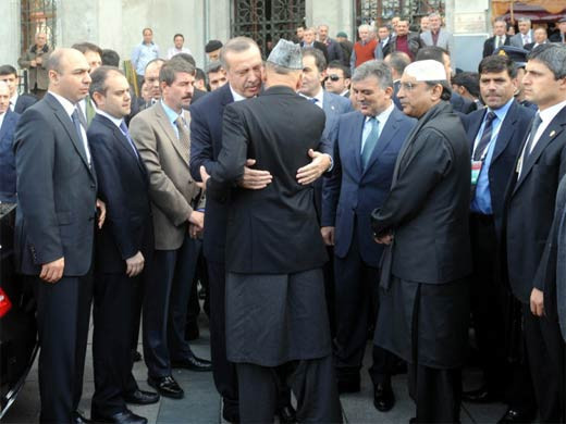 Erdoğan liderleri namaza götürdü - Resim: 2