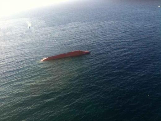 Türk gemisi alabora oldu - Resim: 2