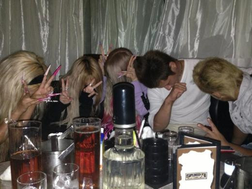 "Utangaç Poz" çılgınlığı! - Resim: 4