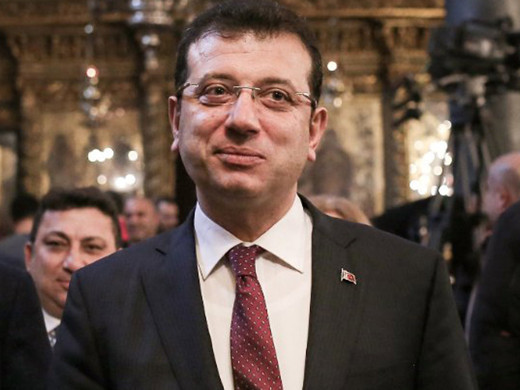 Ekrem İmamoğlu eşi Dilek İmamoğlu'yla bakın nasıl tanışmış