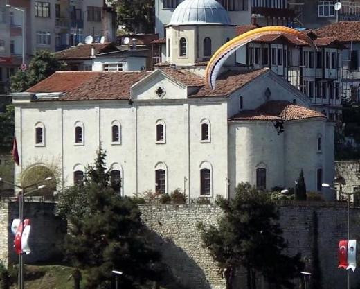 Paraşütçü yere böyle çakıldı - Resim: 3