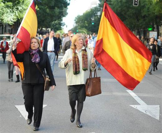 İspanyollar  ETA kararını protesto etti - Resim: 2