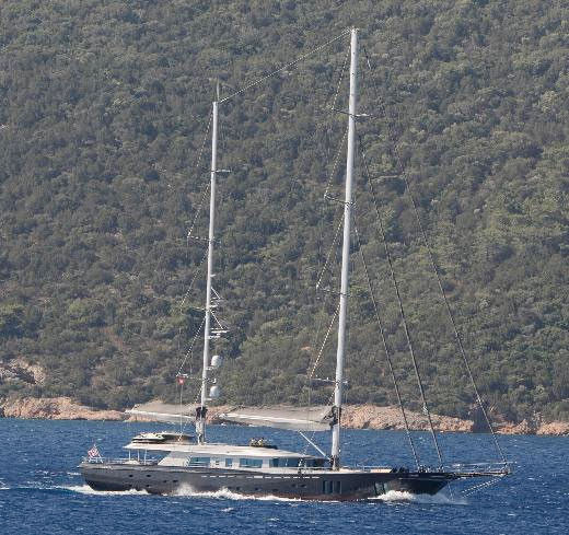 7 milyon Euro'luk aşk teknesi denize indi! - Resim: 1