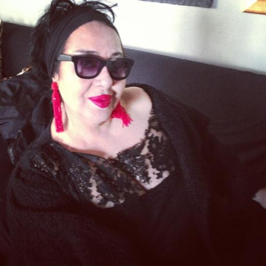 Nur Yerlitaş Özge Özpirinçci ile kapıştı kimse elinden alamadı - Resim: 3