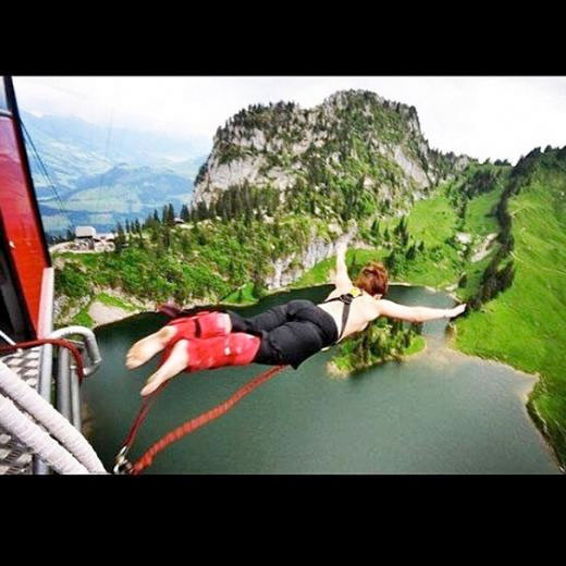 Üstsüz pozlar sosyal medyada bir anda yayıldı! - Resim: 4